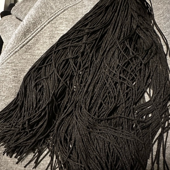 Black Mango crochet macarame bag with tassle - Picture 6 of 6